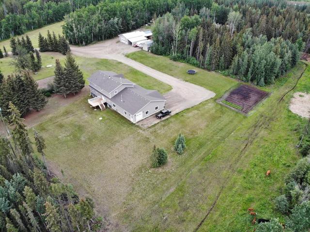 105307-a Rr 154, House detached with 7 bedrooms, 3 bathrooms and 20 parking in Mackenzie County AB | Image 38