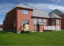 8 Valleyside Tr, House detached with 3 bedrooms, 3 bathrooms and 9 parking in Brampton ON | Image 2