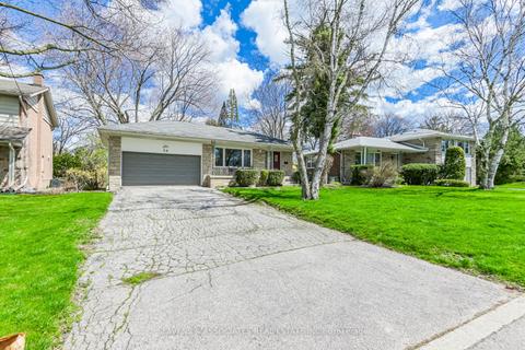 56 Geraldton Cres, House detached with 4 bedrooms, 3 bathrooms and 4 parking in Toronto ON | Card Image