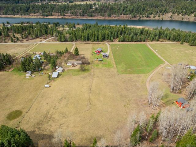 2346 Upper Glade Road, House detached with 2 bedrooms, 3 bathrooms and 10 parking in Central Kootenay I BC | Image 57
