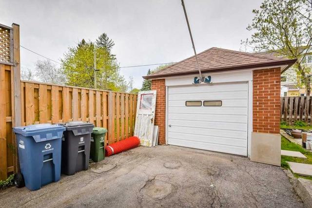 27 Verney St, House detached with 3 bedrooms, 1 bathrooms and 6 parking in Guelph ON | Image 29