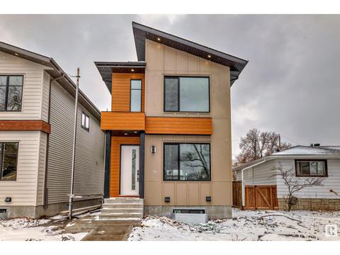 8237 93a Av Nw, House detached with 3 bedrooms, 2 bathrooms and 2 parking in Edmonton AB | Card Image