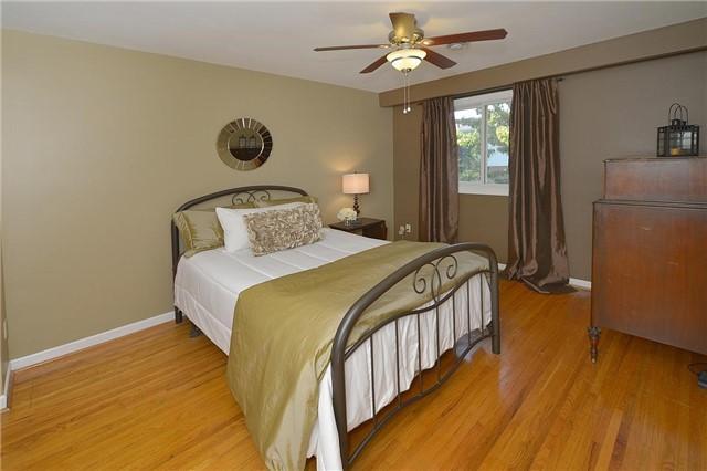 40 - 43 Nadia Pl, Townhouse with 4 bedrooms, 2 bathrooms and 1 parking in Oakville ON | Image 9