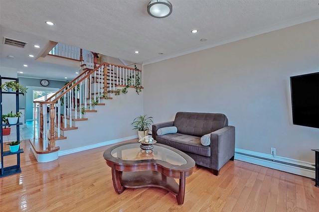 980 Warden Ave, House detached with 5 bedrooms, 4 bathrooms and 8 parking in Toronto ON | Image 35