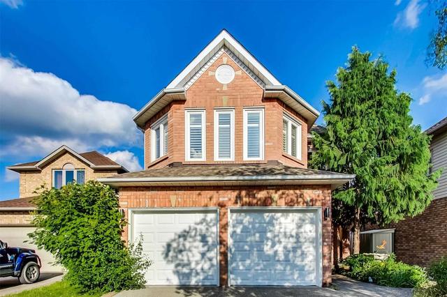 37 Cove Cres, House detached with 4 bedrooms, 3 bathrooms and 6 parking in Hamilton ON | Image 1