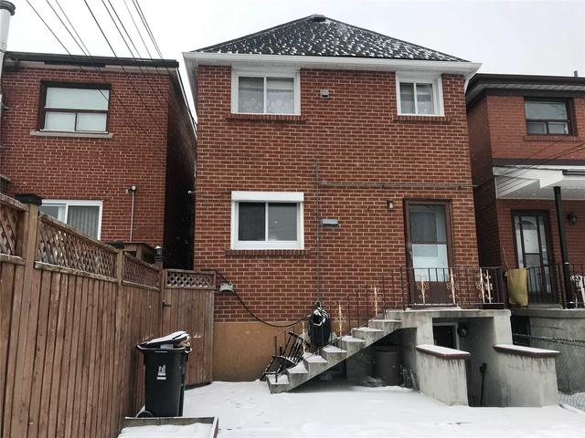 177 Earlscourt Ave, House detached with 4 bedrooms, 3 bathrooms and 1.5 parking in Toronto ON | Image 3