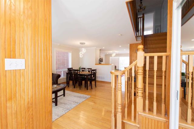 674 Irving Terr, House detached with 3 bedrooms, 3 bathrooms and 2 parking in Milton ON | Image 37