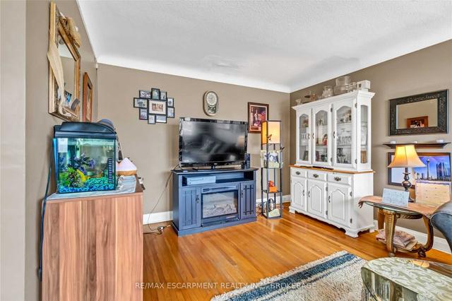 58 Chelsea St, House detached with 3 bedrooms, 2 bathrooms and 2 parking in St. Catharines ON | Image 40