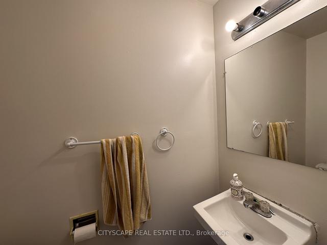 52 - 16 Rexdale, Townhouse with 2 bedrooms, 2 bathrooms and 1 parking in Toronto ON | Image 9
