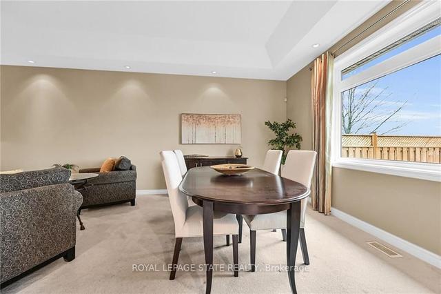 8 - 44 Northern Breeze St, Townhouse with 2 bedrooms, 2 bathrooms and 4 parking in Hamilton ON | Image 3