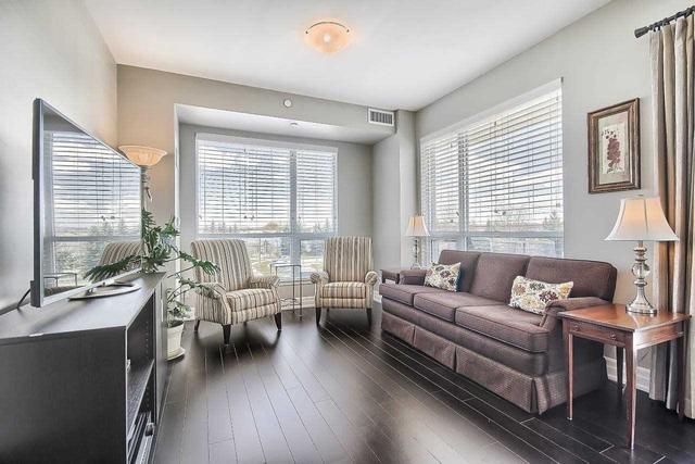 306 - 111 Civic Square Gate, Condo with 2 bedrooms, 2 bathrooms and 2 parking in Aurora ON | Image 9