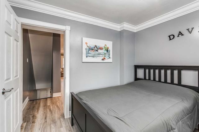 45 Amherst Ave, House semidetached with 3 bedrooms, 2 bathrooms and 5 parking in Toronto ON | Image 7