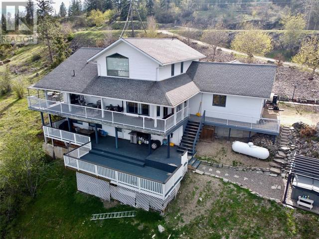 115 Twin Lakes Road, House detached with 3 bedrooms, 3 bathrooms and 2 parking in North Okanagan F BC | Image 4