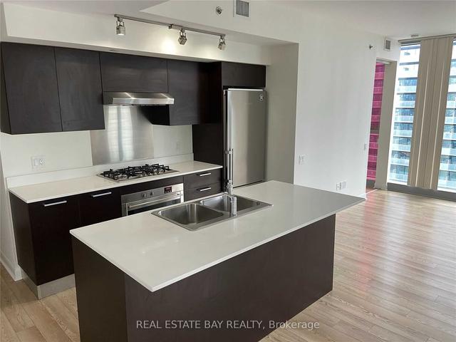 2207 - 375 King St W, Condo with 2 bedrooms, 2 bathrooms and 1 parking in Toronto ON | Image 15