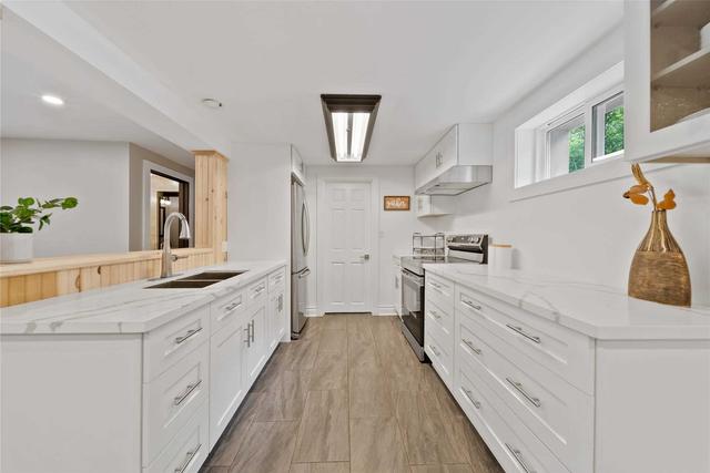 4936 Severn St, House detached with 3 bedrooms, 2 bathrooms and 10 parking in Severn ON | Image 4