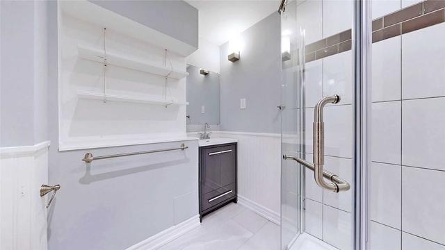 102 Clarion Cres, House detached with 4 bedrooms, 4 bathrooms and 6 parking in Markham ON | Image 32