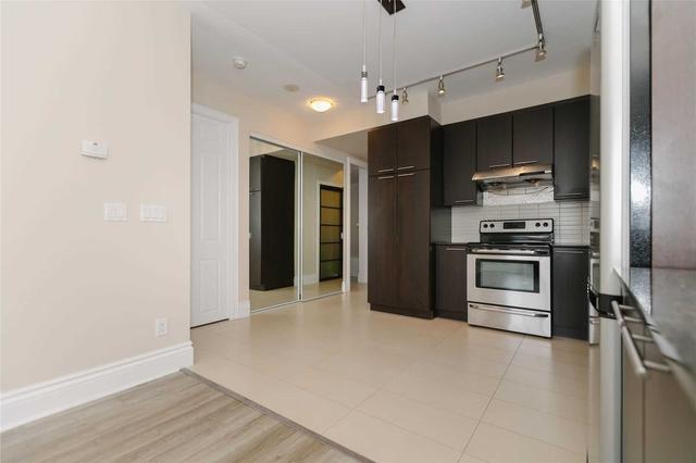 lph12 - 39 Galleria Pkwy, Condo with 1 bedrooms, 1 bathrooms and 1 parking in Markham ON | Image 9