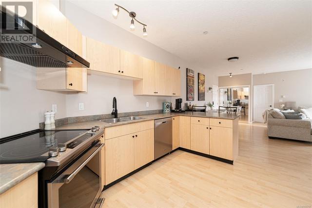 308 - 893 Hockley Ave, Condo with 2 bedrooms, 2 bathrooms and 1 parking in Langford BC | Image 5