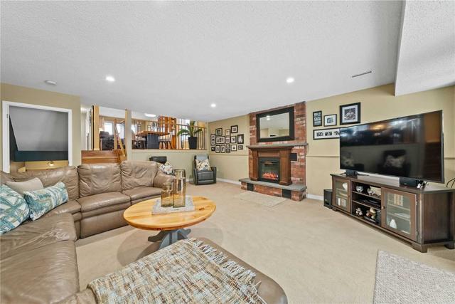 263 Glenabbey Dr, House detached with 4 bedrooms, 2 bathrooms and 5 parking in Clarington ON | Image 17