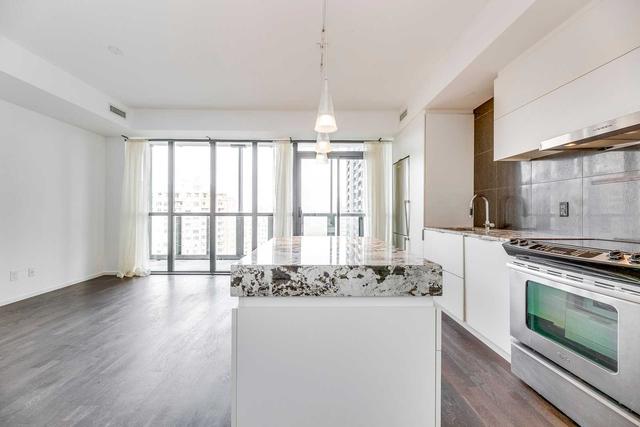 1808 - 101 Charles St E, Condo with 1 bedrooms, 1 bathrooms and 0 parking in Toronto ON | Image 4