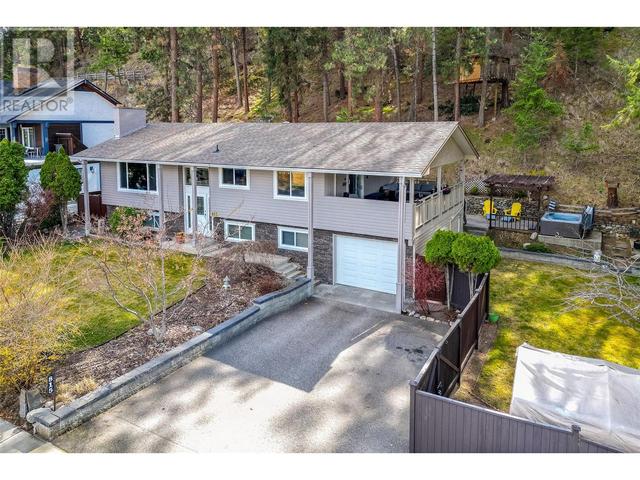 815 Steele Road, House detached with 5 bedrooms, 2 bathrooms and 6 parking in Kelowna BC | Image 52