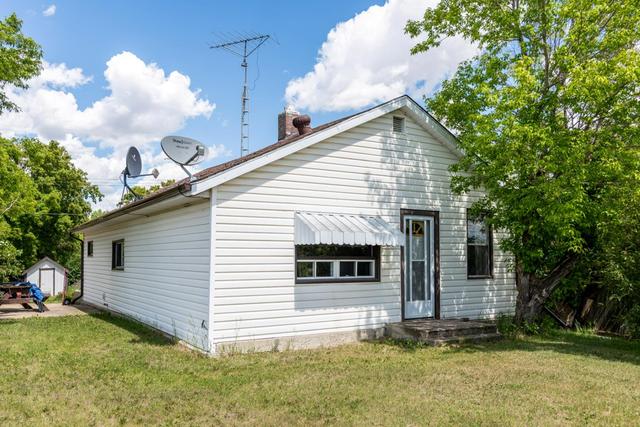5124 49 Avenue, House detached with 3 bedrooms, 1 bathrooms and 6 parking in Irma AB | Image 19