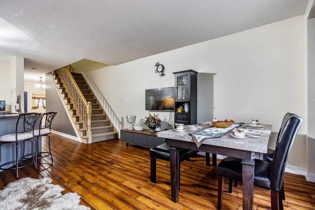 81 Kildonan Cres, House attached with 2 bedrooms, 3 bathrooms and 2 parking in Hamilton ON | Image 30
