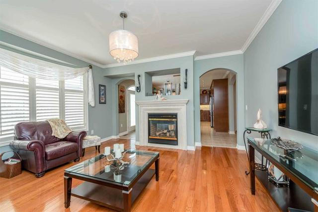 37 Jacksonville Dr, House detached with 4 bedrooms, 5 bathrooms and 5 parking in Brampton ON | Image 4