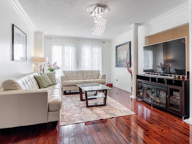 29 Andrika Crt, House attached with 3 bedrooms, 3 bathrooms and 5 parking in Mississauga ON | Image 25