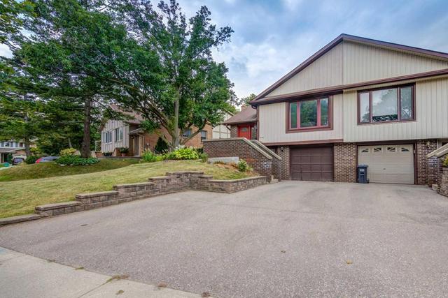 4226 Jefton Cres, House semidetached with 3 bedrooms, 2 bathrooms and 2 parking in Mississauga ON | Image 1