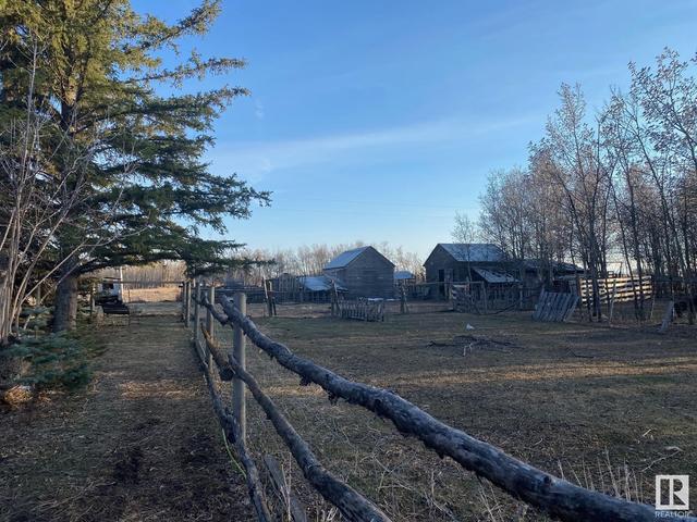 475002 Rge Rd 222, House detached with 2 bedrooms, 2 bathrooms and null parking in Wetaskiwin County No. 10 AB | Image 8