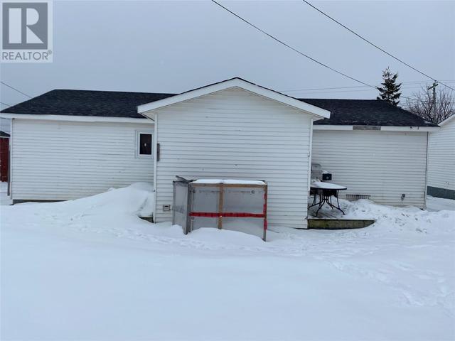 16 A & B Atlantic Avenue, House other with 4 bedrooms, 2 bathrooms and null parking in Stephenville NL | Image 4