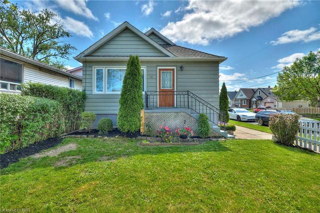 56 Parkview Road, House detached with 4 bedrooms, 2 bathrooms and 2 parking in St. Catharines ON | Image 1