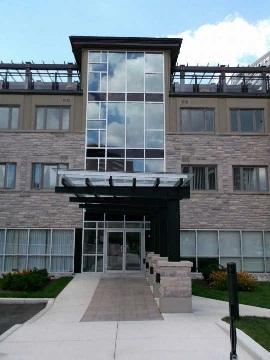 227 - 570 Lolita Gdns, Condo with 1 bedrooms, 1 bathrooms and 1 parking in Mississauga ON | Image 2
