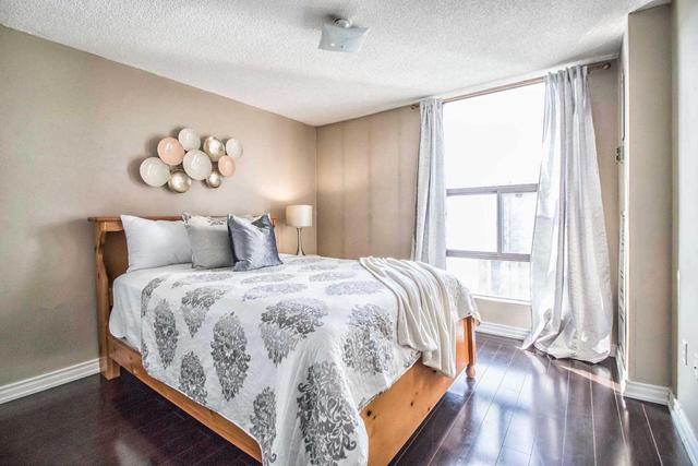 1511 - 4 Kings Cross Rd, Condo with 3 bedrooms, 2 bathrooms and 1 parking in Brampton ON | Image 18