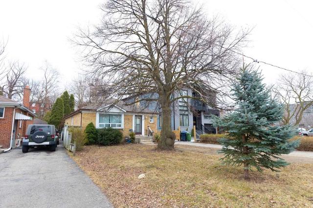 57 Cynthia Rd, House detached with 3 bedrooms, 2 bathrooms and 5 parking in Toronto ON | Image 12