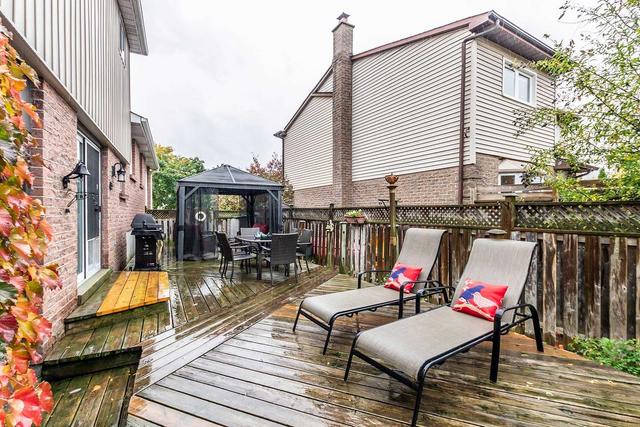 211 Lyndsay Crt, House detached with 3 bedrooms, 3 bathrooms and 3 parking in Milton ON | Image 22