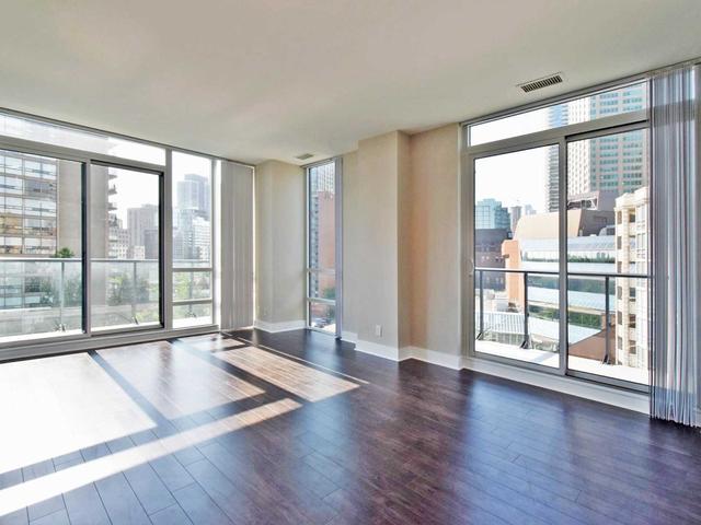 912 - 825 Church St, Condo with 2 bedrooms, 2 bathrooms and 1 parking in Toronto ON | Image 20