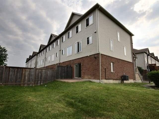 12 - 25 Viking Dr, House attached with 2 bedrooms, 2 bathrooms and 1 parking in Hamilton ON | Image 2