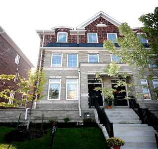 th 81 - 119b The Queensway Ave, Townhouse with 3 bedrooms, 3 bathrooms and 1 parking in Toronto ON | Image 1