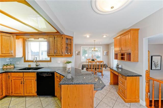 19 Amberwood Court, House detached with 3 bedrooms, 3 bathrooms and 6 parking in St. Catharines ON | Image 43