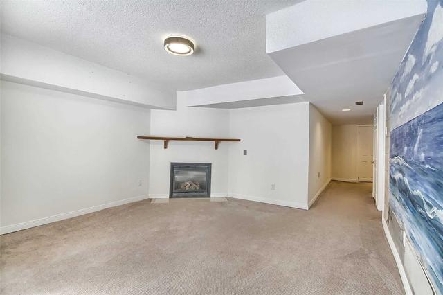 7 Anderson Pl, Condo with 3 bedrooms, 4 bathrooms and 2 parking in Aurora ON | Image 31