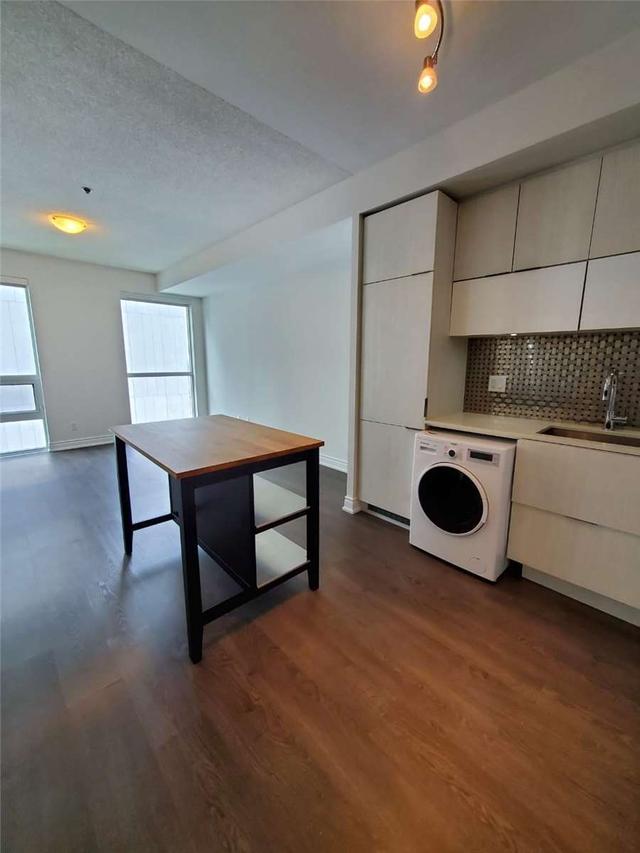 2210 - 318 Richmond St W, Condo with 0 bedrooms, 1 bathrooms and 0 parking in Toronto ON | Image 12