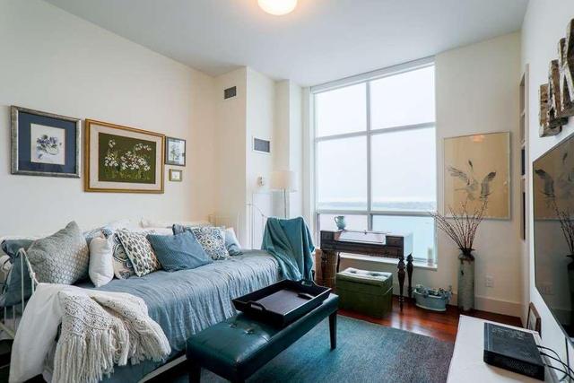 Lph 08 - 410 Queens Quay W, Condo with 2 bedrooms, 3 bathrooms and 1 parking in Toronto ON | Image 13
