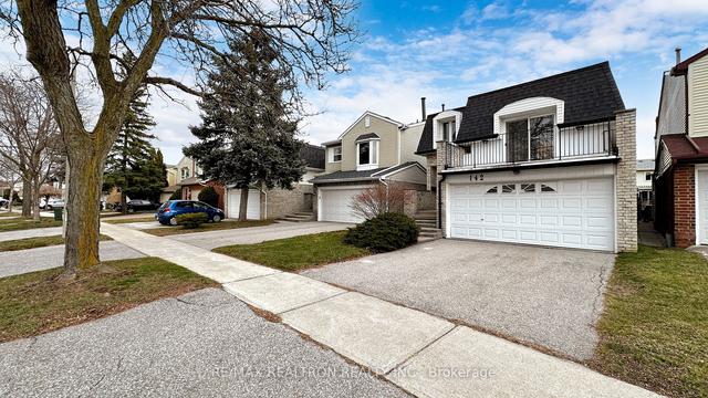 142 Wintermute Blvd, House detached with 3 bedrooms, 3 bathrooms and 4 parking in Toronto ON | Image 23