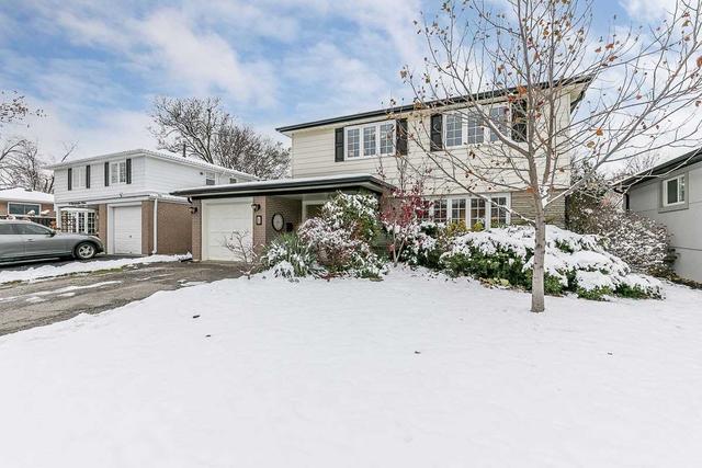 8 Farmington Dr, House detached with 4 bedrooms, 3 bathrooms and 5 parking in Brampton ON | Image 1