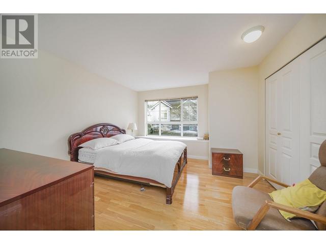 35 - 6670 Rumble Street, House attached with 3 bedrooms, 3 bathrooms and 2 parking in Burnaby BC | Image 16