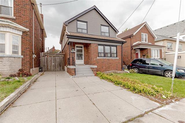 115 Birch Avenue, House detached with 3 bedrooms, 1 bathrooms and 3 parking in Hamilton ON | Image 1
