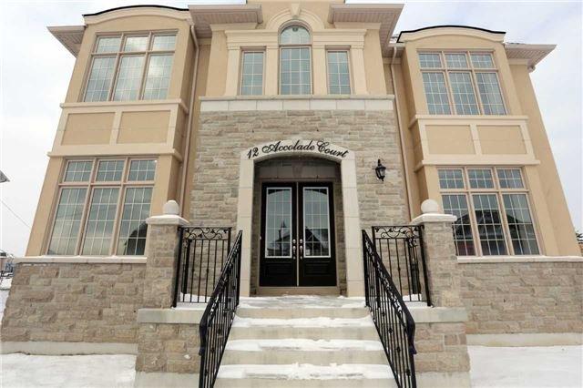 12 Accolade Crt, House detached with 5 bedrooms, 6 bathrooms and 6 parking in Brampton ON | Image 3