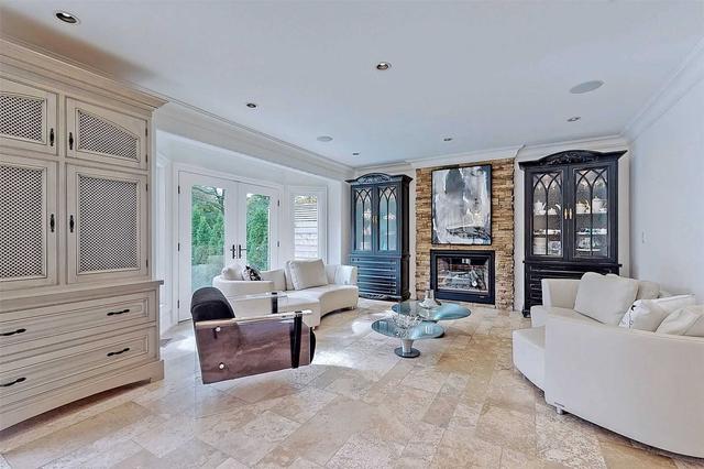 7 Village Squire Lane, House detached with 4 bedrooms, 5 bathrooms and 8 parking in Markham ON | Image 4